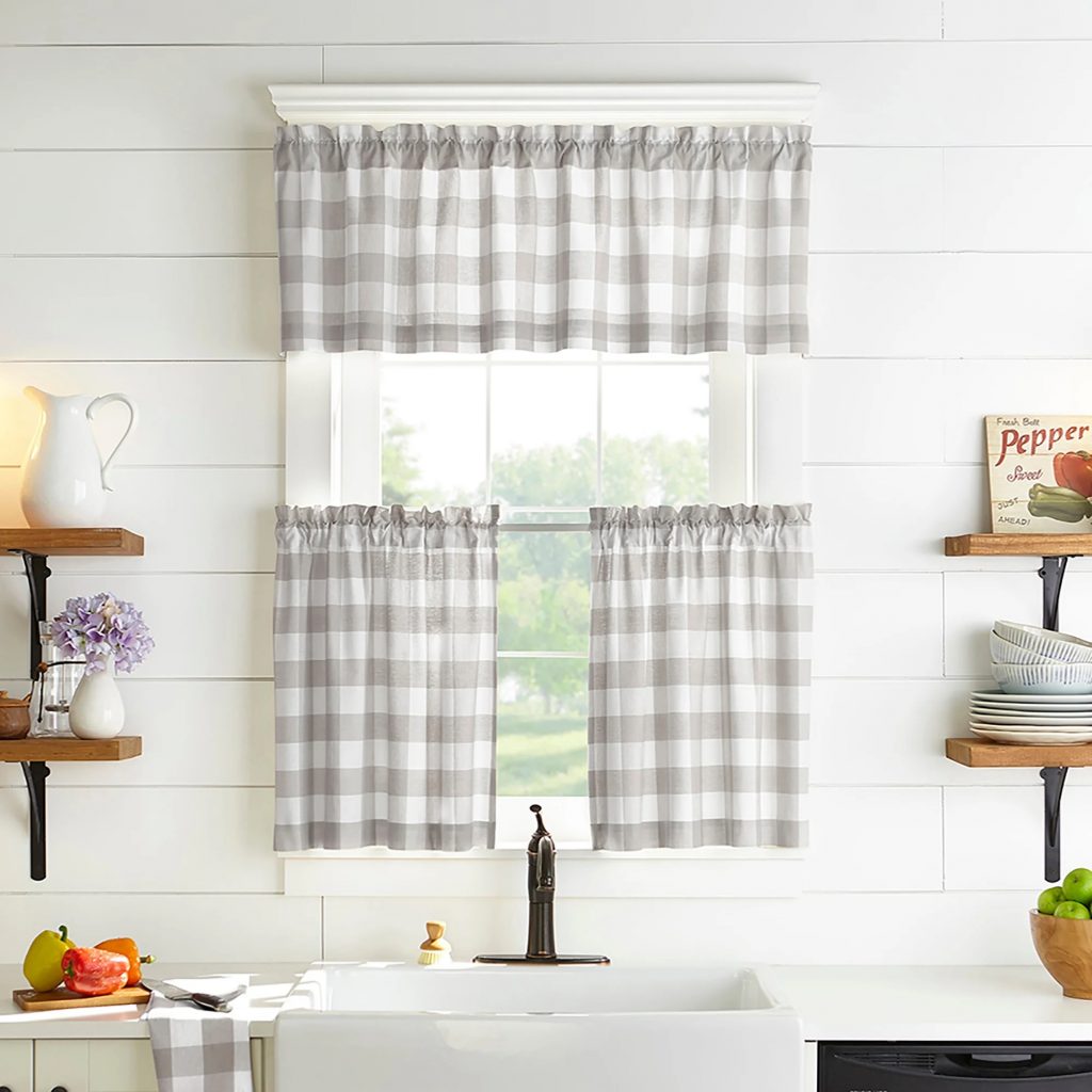 Window tier curtain type example