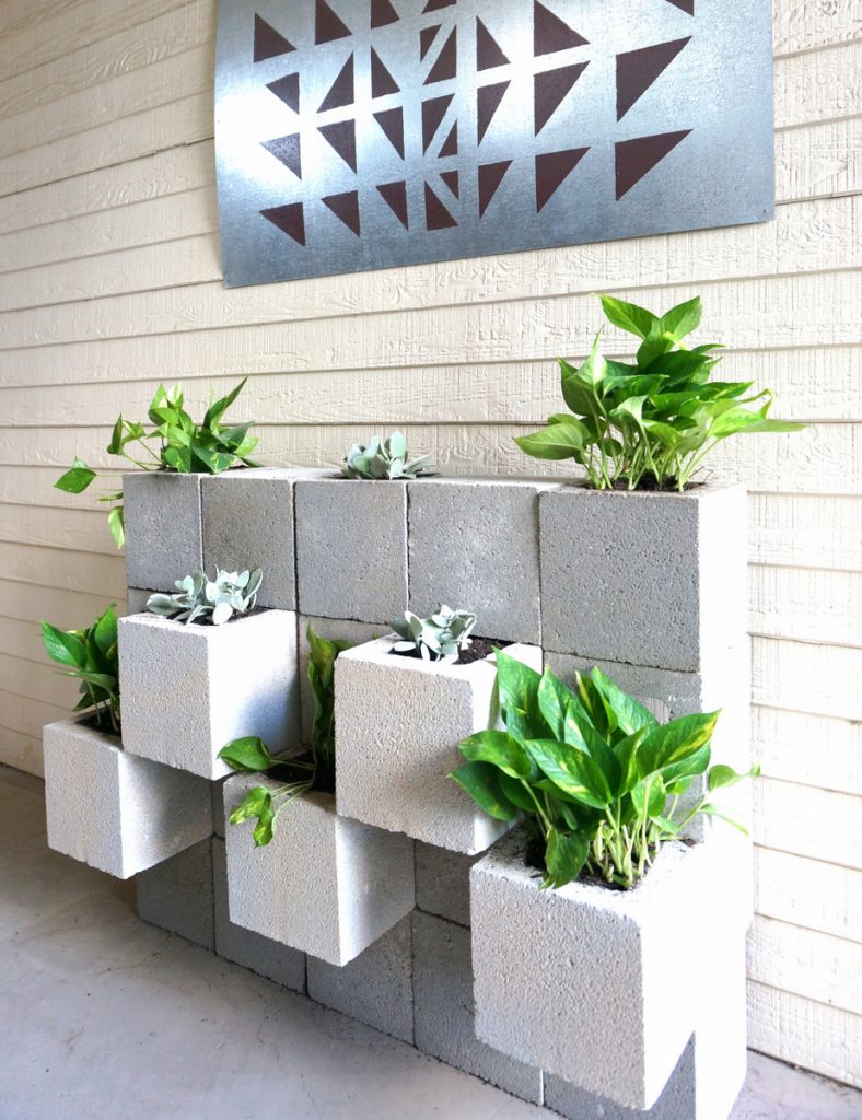 Cinder block vertical garden deck decorating ideas