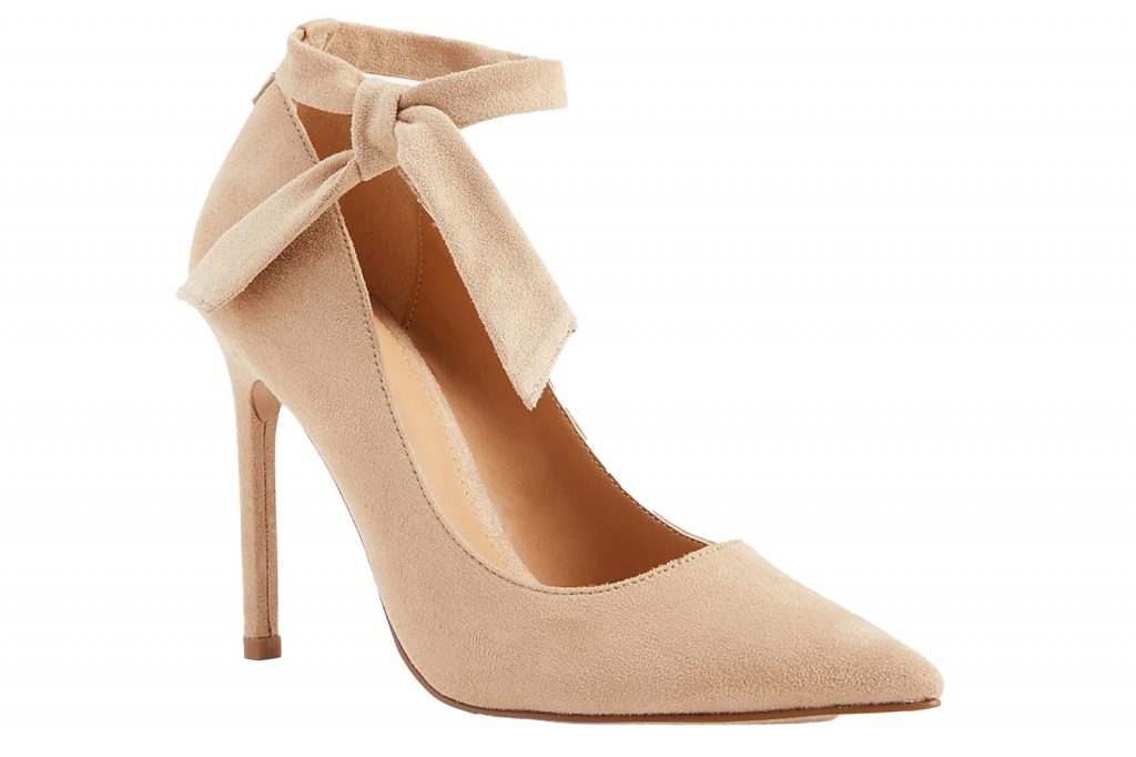Beige high heel shoes to wear with a navy-blue dress