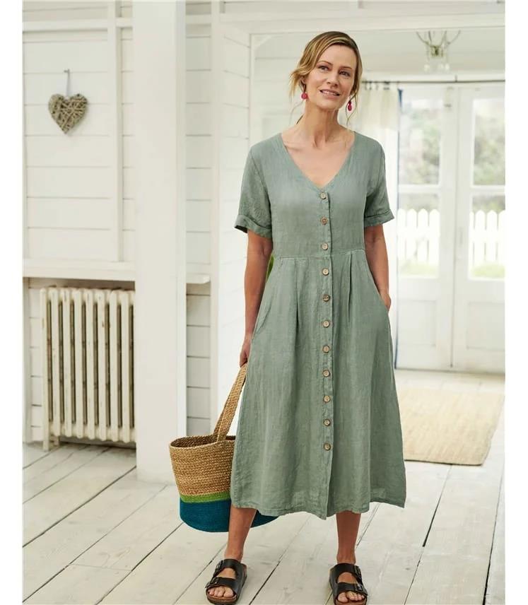 Loose linen dress to wear to airport