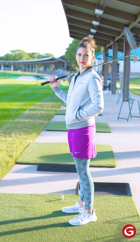 Leggings golfing skirt and jacket to wear to Topgolf in autumn