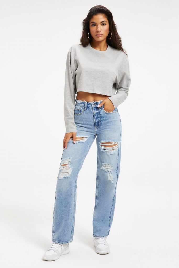 Good American Good '90s boyfriend jeans for the rectangle shape