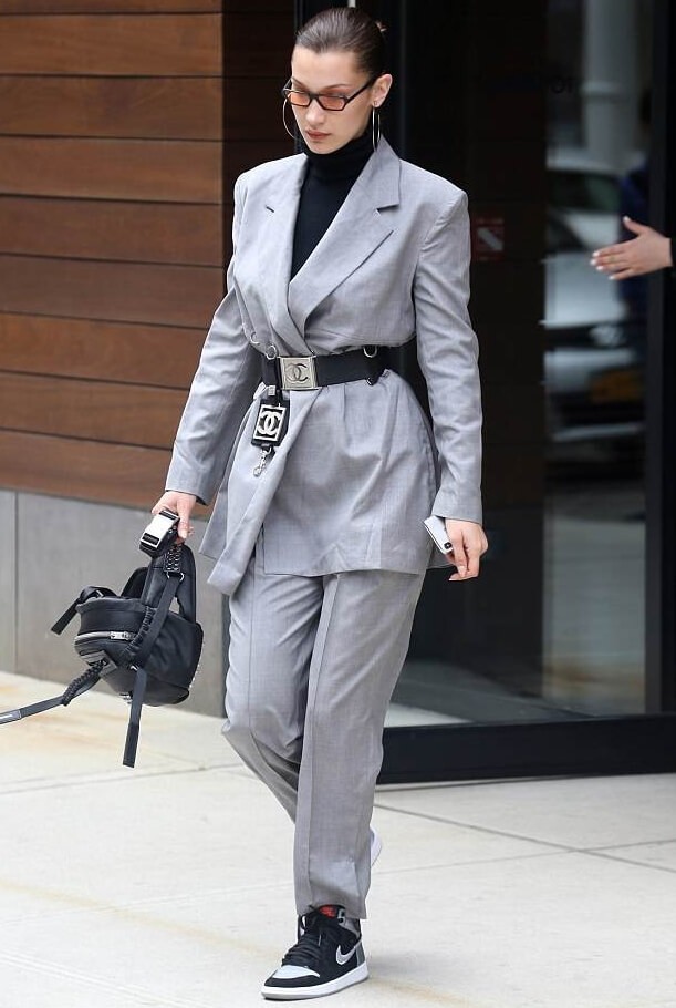 Bella Hadid oversized gray blazer gray pants winter outfit idea