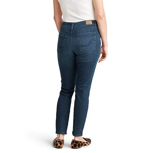 Signature by Levi Strauss & Co. Gold Label Women's Totally Shaping Skinny Jeans